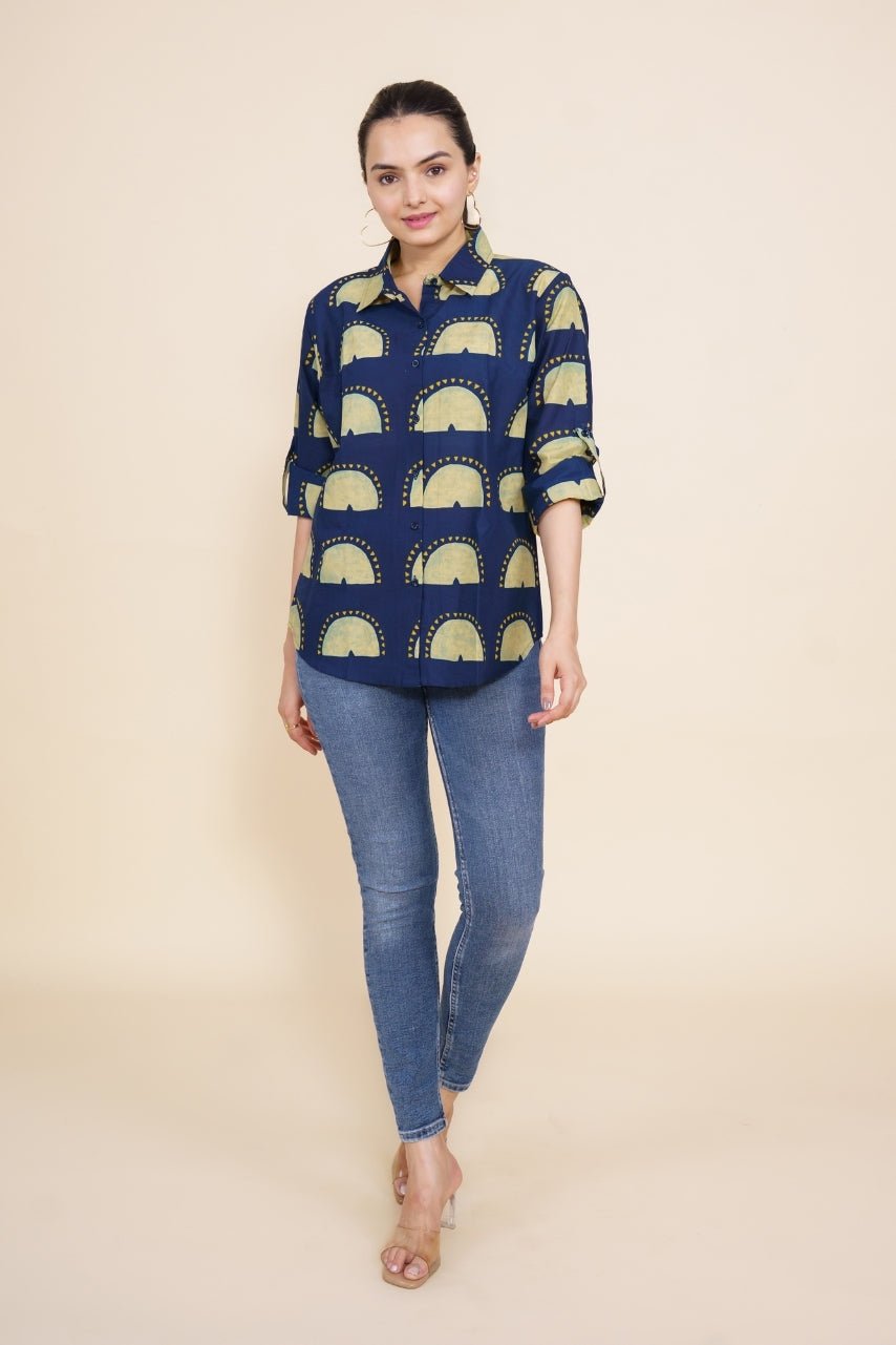 Women Pure Cotton blue abstract printed relaxed fit shirt